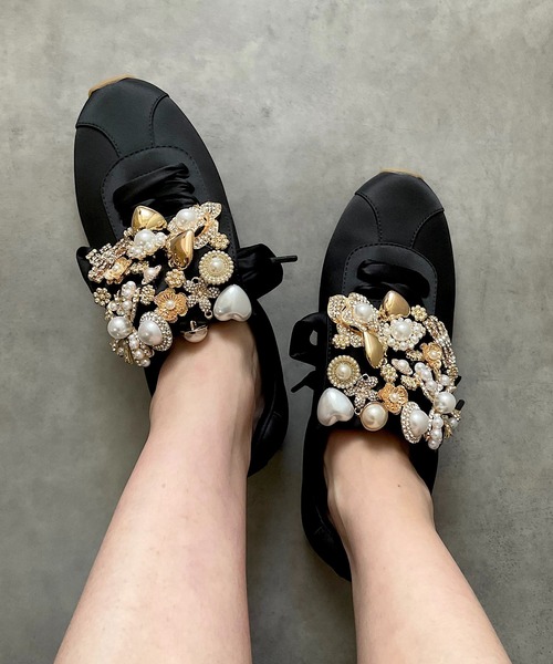 Jeffrey Campbell(ジェフリーキャンベル)の「キラキラ ビジュースニーカー(スニーカー・レディース・ブラック・36/38/35)」の3枚目の写真