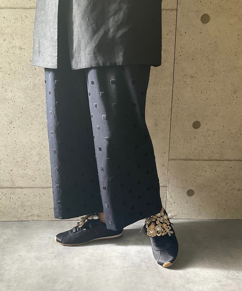 Jeffrey Campbell(ジェフリーキャンベル)の「キラキラ ビジュースニーカー(スニーカー・レディース・ブラック・36/38/35)」の13枚目の写真