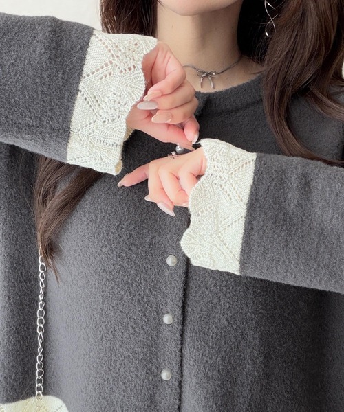 mily bilet（ミウィビレット）の「【mily bilet】裾レースとパールが、大人の甘さを引き立てる。前後2way配色ニットレースカーディガン（カーディガン/ボレロ・レディース・ブルー/レッド/アイボリー/チャコール・LARGE/X-LARGE/SMALL/MEDIUM）」の13枚目の写真