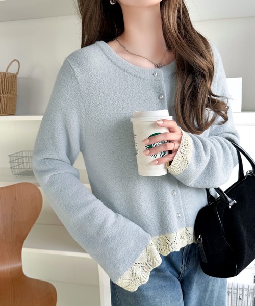 mily bilet（ミウィビレット）の「【mily bilet】裾レースとパールが、大人の甘さを引き立てる。前後2way配色ニットレースカーディガン（カーディガン/ボレロ・レディース・ブルー/レッド/アイボリー/チャコール・LARGE/X-LARGE/SMALL/MEDIUM）」の21枚目の写真