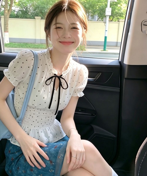 AsheKsha（アシクシャ）の「ドットフリル半袖ウエスト絞りトップス（シャツ/ブラウス・レディース・ホワイト・M）」の6枚目の写真