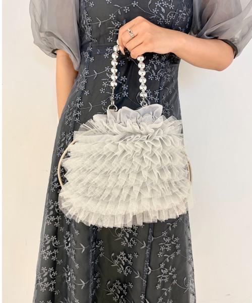 Cupid Heart(キューピッドハート)の「【Cupid Heart】結婚式用!フリルポーチBAG(ショルダーバッグ・レディース・ブラック/シルバー・MEDIUM)」の4枚目の写真