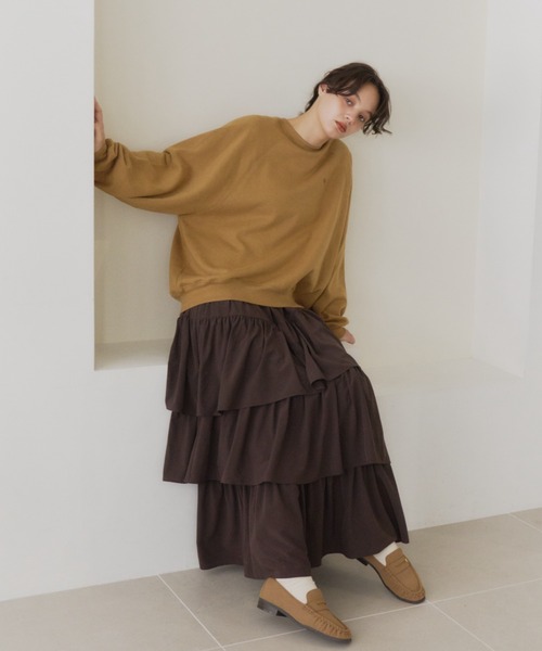 OLUN(オルン)の「"OLUN" Logo Raglan Over Sweat/"OLUN"ロゴ刺繍ラグランオーバースウェット(スウェット・レディース・ブラウン/グレー/アイボリー・FREE)」の7枚目の写真