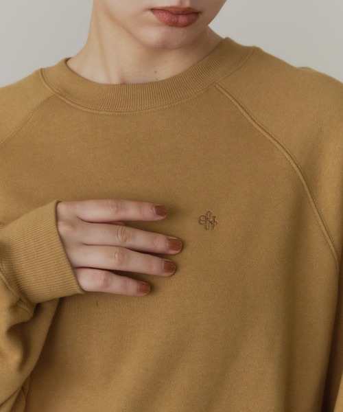 OLUN(オルン)の「"OLUN" Logo Raglan Over Sweat/"OLUN"ロゴ刺繍ラグランオーバースウェット(スウェット・レディース・ブラウン/グレー/アイボリー・FREE)」の16枚目の写真