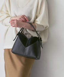 AULENTTI｜オウレンティのショルダーバッグ（レザー・本革）通販