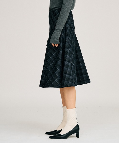 PRANK PROJECT(プランクプロジェクト)の「【2026Autumn Pre-Order】ボンテッドフレアスカート / Bonded Flare Skirt(スカート・レディース・グレー/ネイビー・38/36)」の3枚目の写真