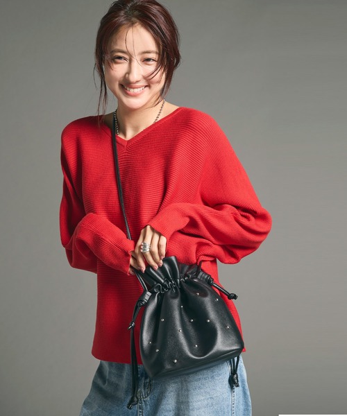 coca(coca)(コカ)の「スタッズレザーバック(ハンドバッグ・レディース・ブラック・ONE SIZE)」の2枚目の写真