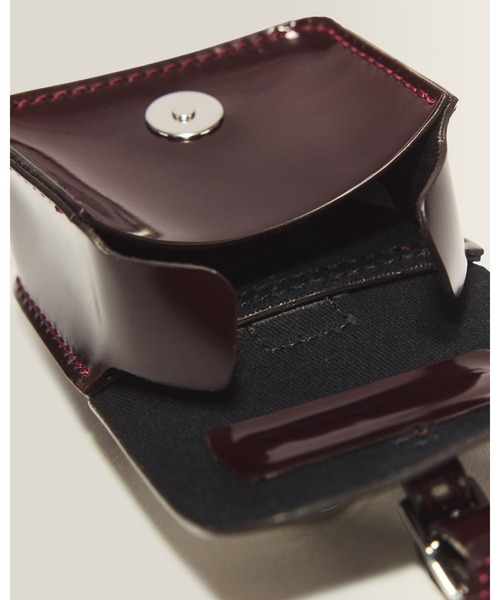 Dr. Martens(ドクターマーチン)の「Dr. Martens/ドクターマーチン ポーチキーリング 44070600(キーホルダー・メンズ・レッド・FREE)」の4枚目の写真