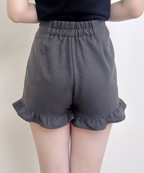 INGNI(イング)の「裾フリルショートパンツ(その他パンツ・レディース・ブラック/グレー・FREE)」の16枚目の写真