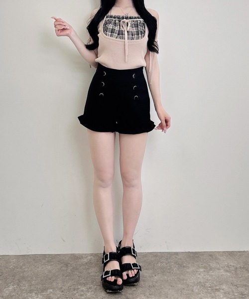 INGNI(イング)の「裾フリルショートパンツ(その他パンツ・レディース・ブラック/グレー・FREE)」の7枚目の写真