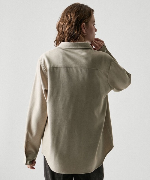 CLEL（クレイル）の「【CLEL】Linen Blend Regular Collar Shirt / リネンブレンド レギュラーカラーシャツ【セットアップ対応】（シャツ/ブラウス・メンズ・ナチュラル/ベージュ/ブラック/ブラック系・XS/S/L/M）」の16枚目の写真