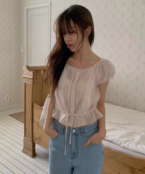 Girly Doll(ガーリードール)の「レーストリムパフスリギャザーブラウス(シャツ/ブラウス・レディース・ブラック/ピンク/ホワイト・FREE)」の9枚目の写真