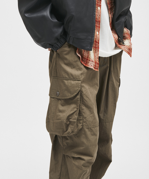 JOURNAL STANDARD(ジャーナルスタンダード)の「Airform / エアフォーム カーゴ パンツ(カーゴパンツ・メンズ・ブラック/カーキ/レンガ・LARGE/MEDIUM)」の20枚目の写真