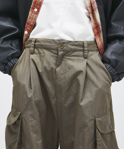 JOURNAL STANDARD(ジャーナルスタンダード)の「Airform / エアフォーム カーゴ パンツ(カーゴパンツ・メンズ・ブラック/カーキ/レンガ・LARGE/MEDIUM)」の21枚目の写真