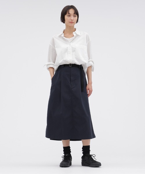 MHL.(エムエイチエル)の「WASHED COTTON NYLON(スカート・レディース・チャコール/ネイビー・0/1/2/3)」の9枚目の写真