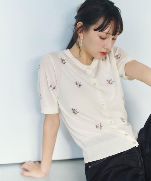 index(インデックス)の「フラワー刺繍カーディガン【洗濯機OK/抗ピル】(カーディガン/ボレロ・レディース・ライトベージュ/ネイビー/オフホワイト・38/40)」の18枚目の写真