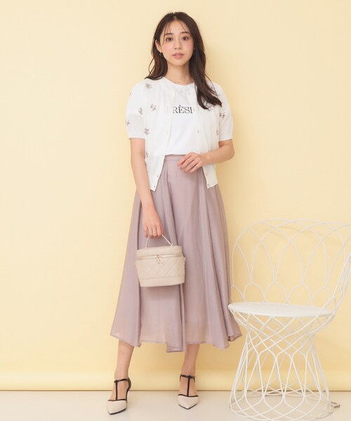 index(インデックス)の「フラワー刺繍カーディガン【洗濯機OK/抗ピル】(カーディガン/ボレロ・レディース・ライトベージュ/ネイビー/オフホワイト・38/40)」の20枚目の写真