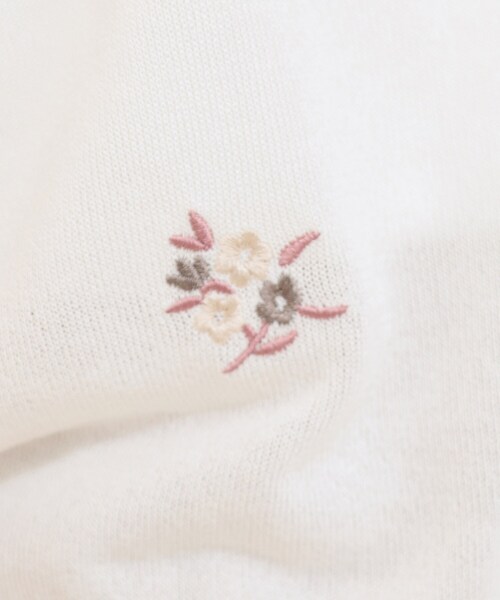 index(インデックス)の「フラワー刺繍カーディガン【洗濯機OK/抗ピル】(カーディガン/ボレロ・レディース・ライトベージュ/ネイビー/オフホワイト・38/40)」の22枚目の写真