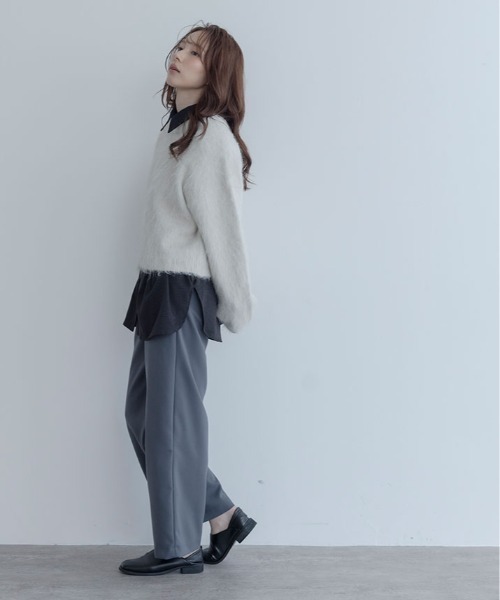 maviru(マヴィル)の「ゆったりなのに、すっきり見える。タック オーバーサイズ シャツ(シャツ/ブラウス・レディース・ブルーグレー/オフホワイト/ブラック・FREE)」の18枚目の写真