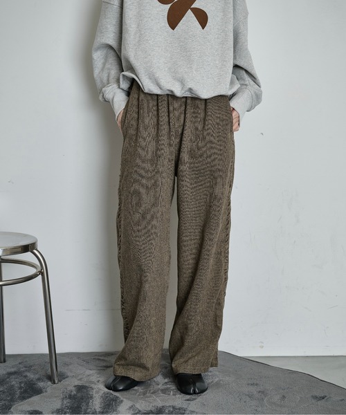 THE YOn(ザヨン)の「サイドギャザーツイードパンツ(その他パンツ・レディース・ブラウン/グレー・M/S)」の16枚目の写真