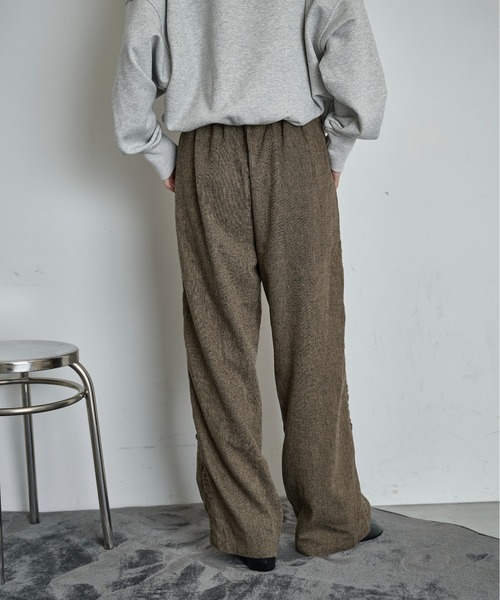 THE YOn(ザヨン)の「サイドギャザーツイードパンツ(その他パンツ・レディース・ブラウン/グレー・M/S)」の18枚目の写真