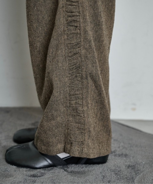 THE YOn(ザヨン)の「サイドギャザーツイードパンツ(その他パンツ・レディース・ブラウン/グレー・M/S)」の20枚目の写真