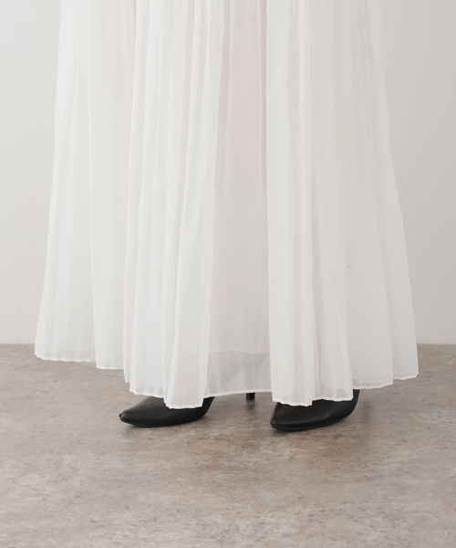 journal standard L'essage(ジャーナルスタンダードレサージュ)の「ROHE/ローエ Pleated cotton muslin skirt スカート(スカート・レディース・ホワイト・36)」の2枚目の写真