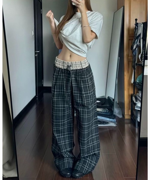 FreeZone(フリーゾーン)の「ダブルウエスト切り替え シワ感チェックワイドパンツ(スウェットパンツ・メンズ・ブラック・SMALL/MEDIUM/LARGE)」の8枚目の写真