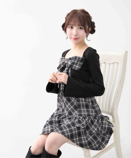INGNI(イング)の「チェック柄リボンミニキャミワンピース+リブカーディガンセット(セットアップ・レディース・ブラウン系その他5/ブラック系3・M)」の5枚目の写真