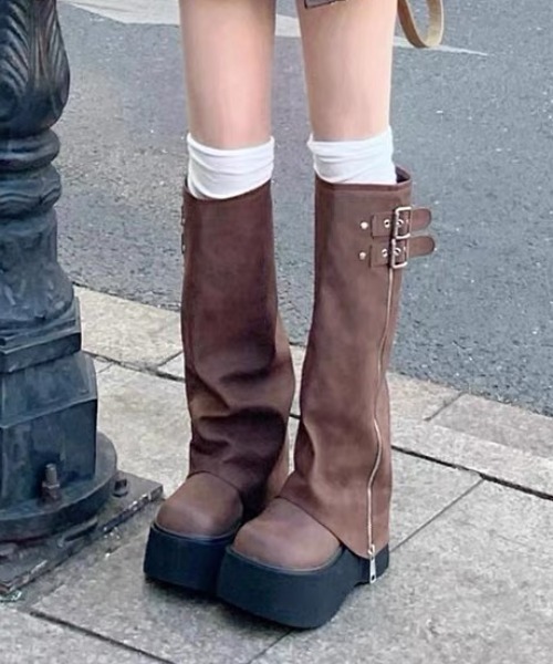 Vipoa(ヴィポア)の「Volume cover long boots(ブーツ・レディース・ブラック/ブラウン・SMALL/MEDIUM/LARGE)」の7枚目の写真