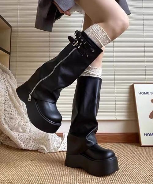 Vipoa(ヴィポア)の「Volume cover long boots(ブーツ・レディース・ブラック/ブラウン・SMALL/MEDIUM/LARGE)」の19枚目の写真