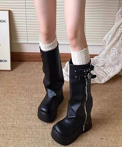 Vipoa(ヴィポア)の「Volume cover long boots(ブーツ・レディース・ブラック/ブラウン・SMALL/MEDIUM/LARGE)」の20枚目の写真