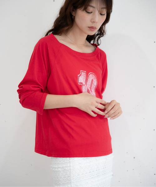 bashful base Oriental(バッシュフルベースオリエンタル)の「【bbO】ルーズネックナンバリングクロップドロンT(Tシャツ/カットソー・レディース・レッド/ホワイト/ブラック・FREE)」の20枚目の写真