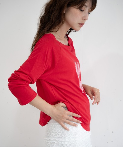 bashful base Oriental(バッシュフルベースオリエンタル)の「【bbO】ルーズネックナンバリングクロップドロンT(Tシャツ/カットソー・レディース・レッド/ホワイト/ブラック・FREE)」の21枚目の写真