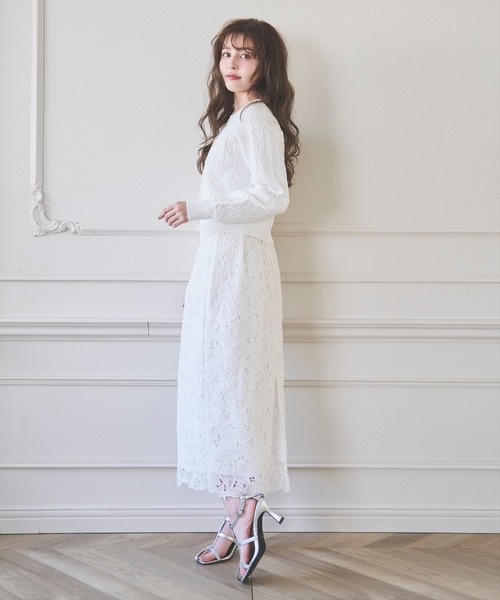 SWINGLE(スウィングル)の「カットレースタイトスカート(スカート・レディース・オフホワイト/ブルー・SMALL/MEDIUM)」の3枚目の写真