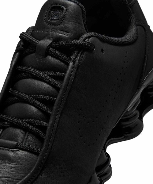NIKE（ナイキ）の「ナイキ ショックス TL SE メンズシューズ / Nike Shox TL SE Men's Shoes IR2097-001 Black（スニーカー・メンズ・ブラック・28.5/29.5/29/27.5/30/27/26.5/26/25.5/28/25/24.5/24）」の3枚目の写真