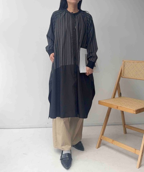 AS KNOW AS plus（アズノゥアズプラス）の「☆ゆったりシルエット ラウンド 異素材切り替え 袖リブシャツワンピース（シャツワンピース・レディース・グレー系その他/ブルー系その他/ベージュ系その他・FREE）」の11枚目の写真