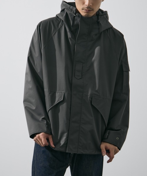 nanamica(ナナミカ)の「【nanamica/ナナミカ】2L GORE-TEX Cruiser Jacket(マウンテンパーカー・メンズ・ブラック/ダークグレー・L/M)」の1枚目の写真