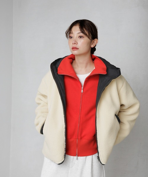 BAYFLOW（ベイフロー）の「リバーシブルボアショートフーディー（ブルゾン・レディース・ホワイト系/ブラック系・フリー）」の9枚目の写真