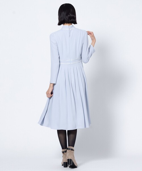 TOCCA(トッカ)の「COLOR DUO ドレス(ワンピース・レディース・サックスブルー系/ピンク系・0/2/4/6)」の8枚目の写真