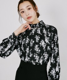 【ZOZO限定】パール×チェーンフリルネックアソートパターンブラウス