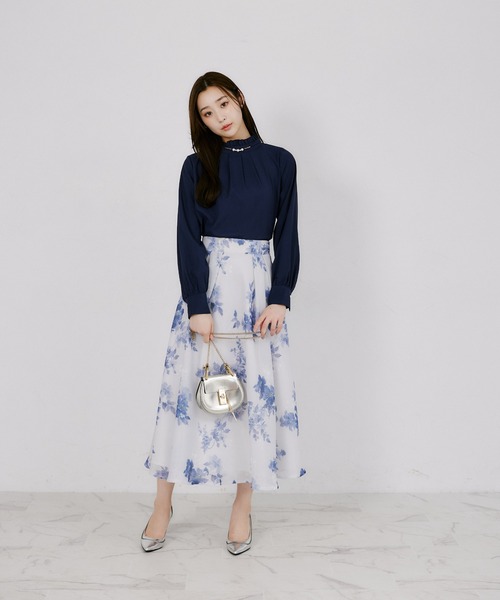 tocco closet(トッコ クローゼット)の「【ZOZO限定】パール×チェーンフリルネックアソートパターンブラウス(シャツ/ブラウス・レディース・ブラック/ホワイト/オフホワイト/ネイビー・M)」の20枚目の写真