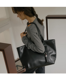 Soft leather oversized shoulder bag [TIFA06AH04]_Black