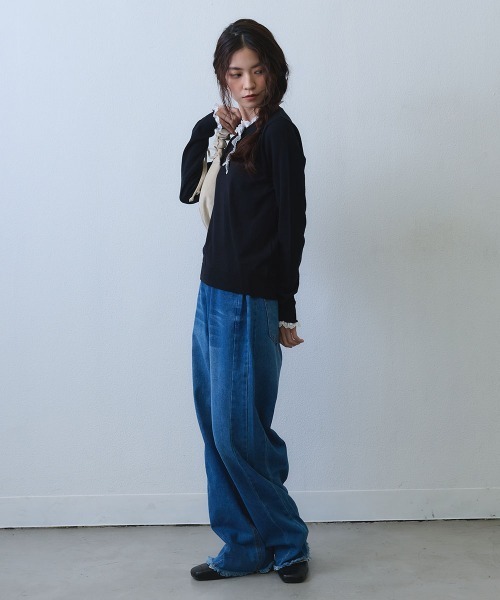 Clum(クルム)の「pearl button lace trim knit top / パールボタンレーストリムニットトップス(Tシャツ/カットソー・レディース・ホワイト/ブラック・FREE)」の10枚目の写真