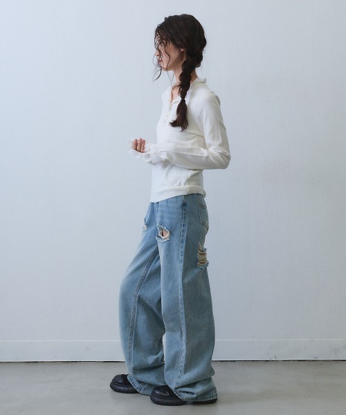 Clum(クルム)の「pearl button lace trim knit top / パールボタンレーストリムニットトップス(Tシャツ/カットソー・レディース・ホワイト/ブラック・FREE)」の17枚目の写真