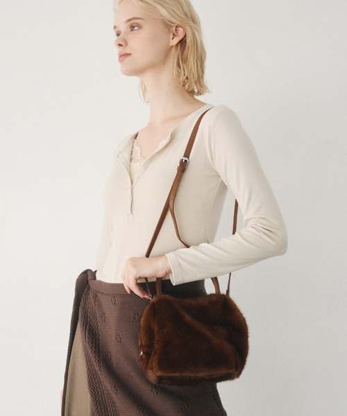 Crisp(クリスプ)の「2way square fur mini bag / 2wayスクエアファーミニバッグ(ハンドバッグ・レディース・ブラウン/アイボリー・FREE)」の14枚目の写真