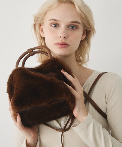 Crisp(クリスプ)の「2way square fur mini bag / 2wayスクエアファーミニバッグ(ハンドバッグ・レディース・ブラウン/アイボリー・FREE)」の9枚目の写真