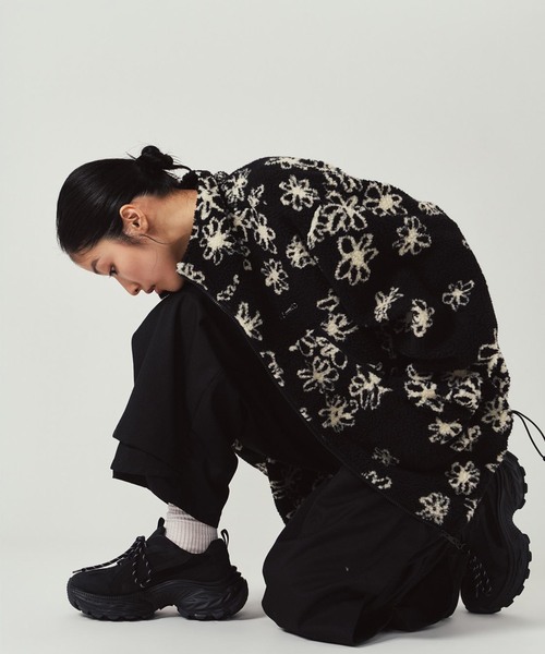 Knuth Marf（クヌースマーフ）の「Knuth Marf / クヌースマーフ orbit sneaker（スニーカー・レディース・ブラック・25cm/24cm/23cm）」の2枚目の写真