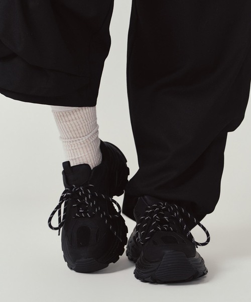 Knuth Marf（クヌースマーフ）の「Knuth Marf / クヌースマーフ orbit sneaker（スニーカー・レディース・ブラック・25cm/24cm/23cm）」の3枚目の写真
