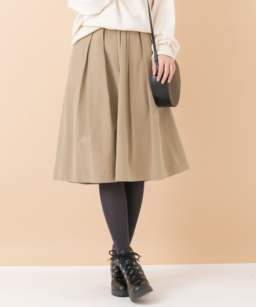 URBAN RESEARCH（アーバンリサーチ）の「 UR ピーチギャザーフレアスカート（スカート・レディース・キャメル/ベージュ/スミクロ・FREE）」の3枚目の写真